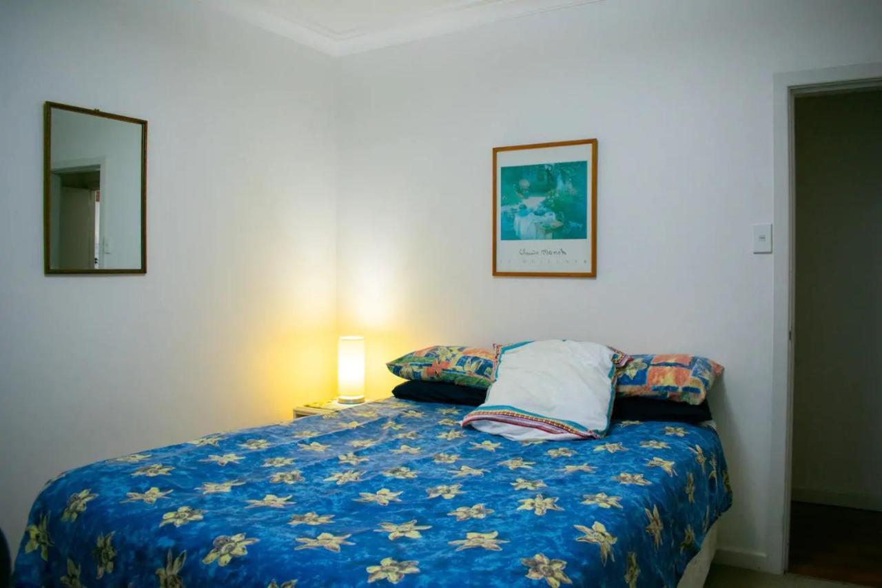Spacious 5 Bedroom Family Abode Holiday home *
